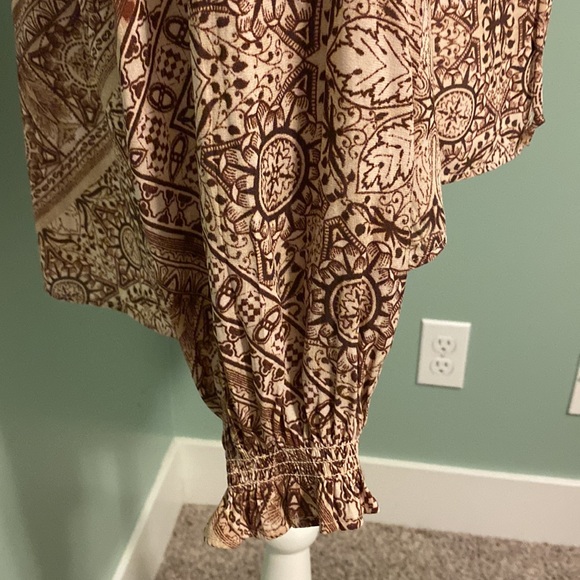 Free People Printed Ruffle Tie V-Neck Blouse - Picture 6 of 14